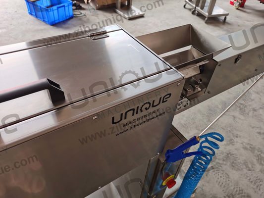 Máquina de descascar cenouras de aço inoxidável 304 para preparação rápida e fácil de vegetais